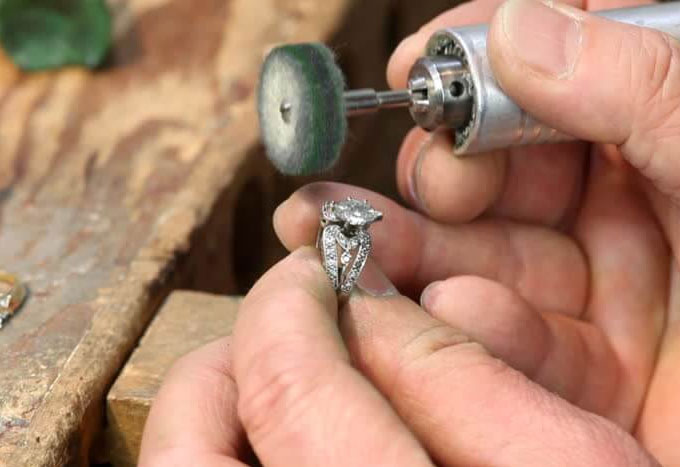 Jewelry Polishing in NYC - Doctor Jeweler - Dr Jeweler